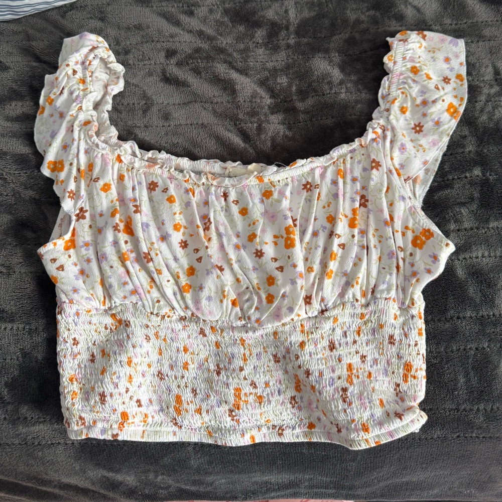 Floral Ruffle Sleeve Crop Top